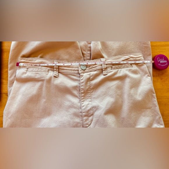 BDG High-waisted Crop Stretch Jeans - Picture 7 of 9